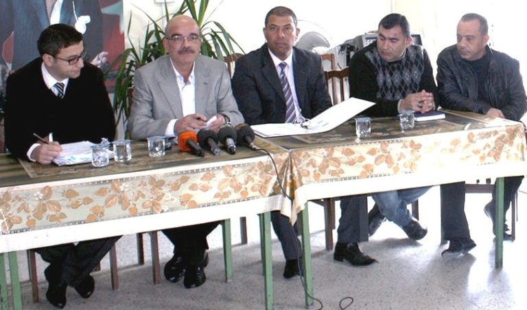 BES’ten 4 Belediyede grev uyarısı BES’ten 4 Belediyede grev uyarısı